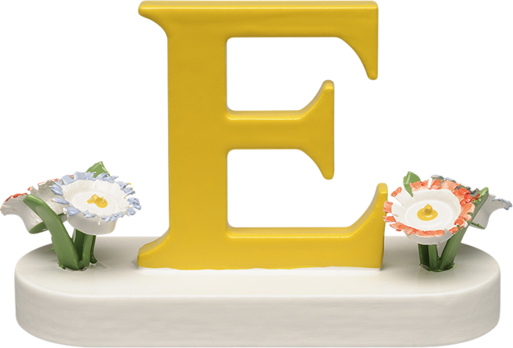 Letter E, met bloem